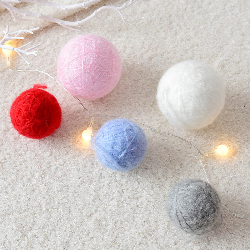 Seahorse Yarn Christmas Ball Ornament