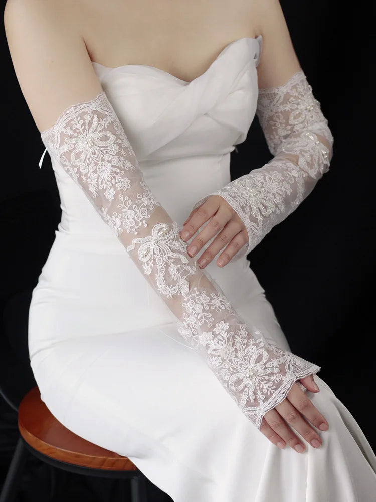 Flower & Pearl Bridal Gloves