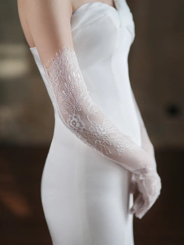 Flower & Pearl Bridal Gloves