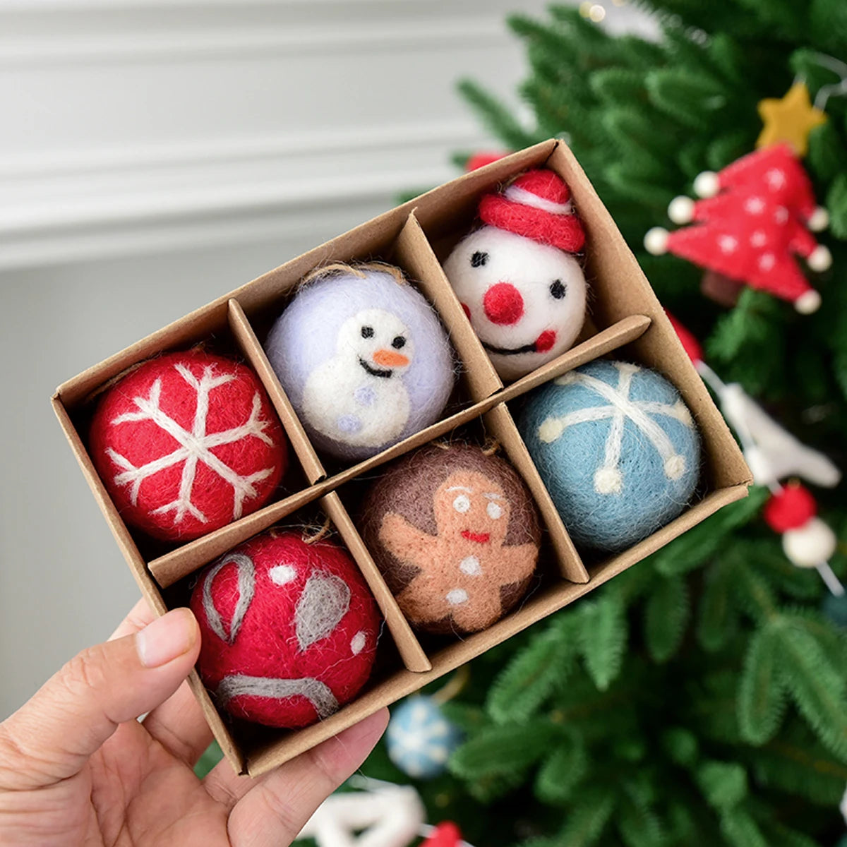 Felt Ball Christmas Winterland 6pcs Set