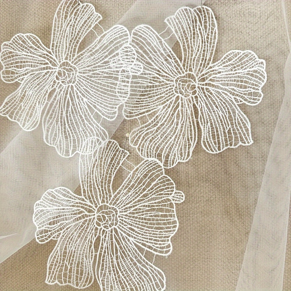 5/10pcs) White Floral Lace Embroidery Patches